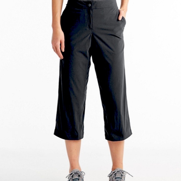 L.L. Bean Comfort Trail Crop Pants Black Reg 10 Zip Pockets Stretch Woven - Picture 1 of 14